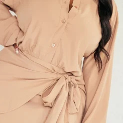 Plus Robe Chemise Beige Nouée Devant En Mousseline De Soie -Jolie Vêtue Soldes Magasin 01d752a1e394cb3f5dd5f1ca19ef7fabc80307ed cnd2786 4