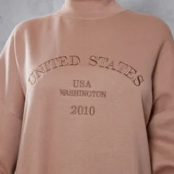 Zero Robe Pull Oversize Café Au Lait à Slogan United States Et Col Montant 10 Zero Robe Pull Oversize Café Au Lait à Slogan United States Et Col Montant -Jolie Vêtue Soldes Magasin 0456cc709810cf0fb80bb343e30dfd1c02845fa1 cnb3568 4