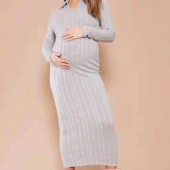 Maternité Robe De Grossesse Longue Côtelée Gris Clair à Col -Jolie Vêtue Soldes Magasin 0799f6a96f8c38e11766d820bcb7e6311cb1f087 cnd3129 3