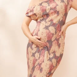 Logic Maternité Robe De Grossesse Longue Plissée Fleurie Marron à Col Bardot -Jolie Vêtue Soldes Magasin 08b10287fd14cc136a607a67270500f028dca5a9 cnf1309 4