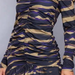 Robe Moulante Imprimée Zèbre Multicolore Froncée à Col V Volanté -Jolie Vêtue Soldes Magasin 0907d6b952096db369ecd6fb2b5912d30378e9b3 cnc6632 4