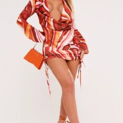 Robe Moulante Orange Satinée Froncée Imprimé Tourbillons à Col Bénitier Plongeant Et Manches Longues -Jolie Vêtue Soldes Magasin 0bdcc2ff3099dea30dafa7e8b48309e8650ca65e cne3794 3