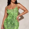 Shape Mini Robe Moulante Verte à Imprimé Et Bretelles