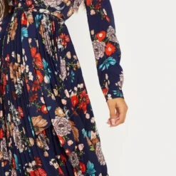 Robe Bleu Marine Florale Mi-longue Plissée à Manches Longues -Jolie Vêtue Soldes Magasin 0d5a5f4243411933baec088476bbadfb7a4c51b8 cly9463 5