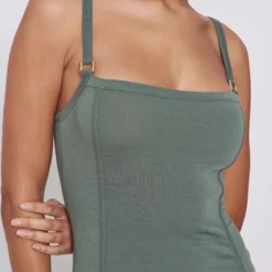 Robe Moulante En Jersey Kaki Mousse à Liserés Et Empiècements -Jolie Vêtue Soldes Magasin 0e8109437021f308b93d69b9dc5eb3630b6a0725 cnd2290 4