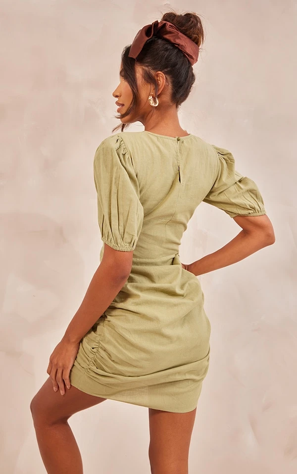 Robe Moulante Effet Lin Kaki à Col Rond Et Jupe Froncée 4 Robe Moulante Effet Lin Kaki à Col Rond Et Jupe Froncée – Image 2