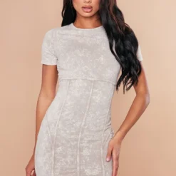 Robe Moulante Javélisée En Coton Gris Pierre à Détail Coutures Et Corset