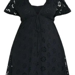 Plus Robe Droite Noire En Broderie Anglaise à Manches Bouffantes -Jolie Vêtue Soldes Magasin 10edbf730444cbd35692d7d53ff2e15ca826d0be cnd4862 5