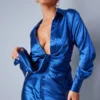 Petite Mini Robe Satinée Bleu Marine à Lien Noué Devant 2 Petite Mini Robe Satinée Bleu Marine à Lien Noué Devant -Jolie Vêtue Soldes Magasin 13ec23249f43f0b29921a14cc78d4e98d1ff0a48 cmv3390 1