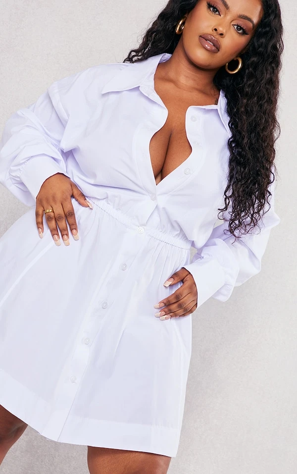 Plus Robe Chemise Blanche à Boutons Et Taille Froncée 6 Plus Robe Chemise Blanche à Boutons Et Taille Froncée – Image 4