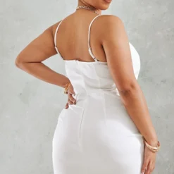 Plus Robe Moulante Blanche Détail Bretelles -Jolie Vêtue Soldes Magasin 15cd85cd0e935bdd7f1204e35514804f81c29ad6 cnd4871 2