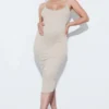 Maternité Robe De Grossesse Mi-longue En Maille Côtelée Stretch Sable Clair à Bretelles