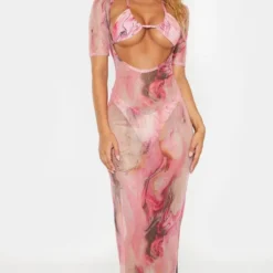 Robe Longue Rose En Mesh Javélisé à Manches Courtes Et Encolure Ronde