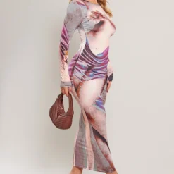 Robe Longue Multicolore à Imprimé Corps Abstrait Et Manches Longues -Jolie Vêtue Soldes Magasin 1a0e76c5e16a96b27b27c5c3392721cfcc4819fb cne3810 3