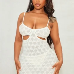 Shape Mini Robe Texturée Crème à Armatures Et Découpes