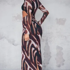 Robe Longue En Mesh Marron Imprimé Animal à Manches Longues Et Empiècement 8 Robe Longue En Mesh Marron Imprimé Animal à Manches Longues Et Empiècement -Jolie Vêtue Soldes Magasin 1aae942e332dc3bfc77233cc98244df883caaca1 cna4895 2