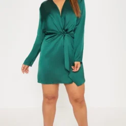 Plus - Robe Cache-coeur Vert émeraude Satinée à Manches Longues Torsadée -Jolie Vêtue Soldes Magasin 1ca8fec31f9abe04a9ca5288027b9466351c3314 cly4982 4