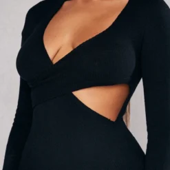 Mini Robe à Devant Asymétrique Noire En Maille Tricot -Jolie Vêtue Soldes Magasin 1d4eb4e3248f1368874fb25aa594f2142a1b6305 cnc3207 4