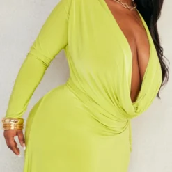 Plus Robe Longue Vert Citron à Col Très Bénitier -Jolie Vêtue Soldes Magasin 1deaafb1a5ae965299c4c74e56b633e89ca55b8e cnd5025 4