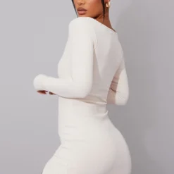 Robe Moulante Fendue Côtelée Crème à Col Carré Et Manches Longues -Jolie Vêtue Soldes Magasin 1e49308b31d28d5bcd27520bd26d0a3bd0af3d3d cmv1580 2