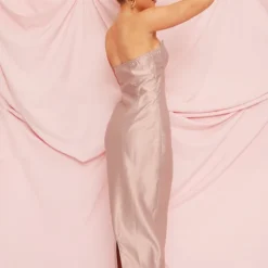 Robe Mi-longue Bustier Satinée Mauve à Barre En V -Jolie Vêtue Soldes Magasin 217c4e610fe29daebe7976cc1f8dd1f82e2b0b33 cnd0026 2