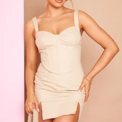 Robe Moulante Cargo Sable à Détail Corset Et Coutures Contrastantes -Jolie Vêtue Soldes Magasin 2250bb64fe6d7d30dbc6bf23247bc21f078842c2 cne2866 3