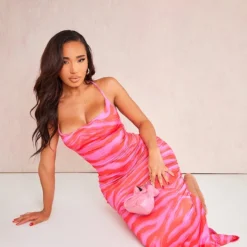 Shape Robe Longue Rose Moulante Imprimée à Col Bénitier -Jolie Vêtue Soldes Magasin 225cd24030944b1152cae3365145406e6997d510 cne3818 3