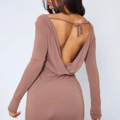 Robe Moulante Manches Longues En Jersey Chocolat à Détail Contours Et Dos Nu Bénitier -Jolie Vêtue Soldes Magasin 2262bc060bfda73a34666a397776f882e950aa7e cnd4081 1