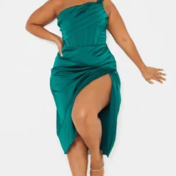 Plus Robe Mi-longue Satinée Vert émeraude à Détail Drapé Et Ourlet Fendu -Jolie Vêtue Soldes Magasin 23aee3da2323dcb8afca9c36d4a515e9f1201ff2 cmu5773 4