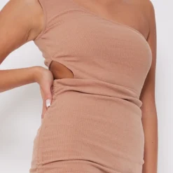 Robe Asymétrique Moulante Rose Profond à Taille Découpée Et Côté Froncé -Jolie Vêtue Soldes Magasin 24299f8154a8cbc30ac27551787bf0a8f66cf49d cnd4054 4