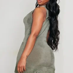 Shape Mini Robe Cache-coeur Moulante En Acétate Vert Olive à Anneau -Jolie Vêtue Soldes Magasin 26174ea8e1a26c31ea4266174e47175de2f1ff5b cne0556 2