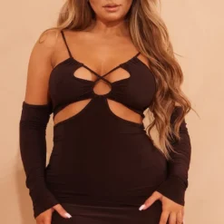 Shape Robe Très Moulante Marron Chocolat à Lacets Et épaules Dénudées