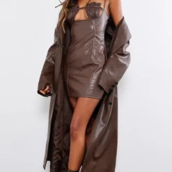 Robe Moulante En Similicuir Chocolat à Détail Buste Découpé -Jolie Vêtue Soldes Magasin 2af42b4a715f11f4198a21470be0f85e8bc0ce37 cnb5126 3