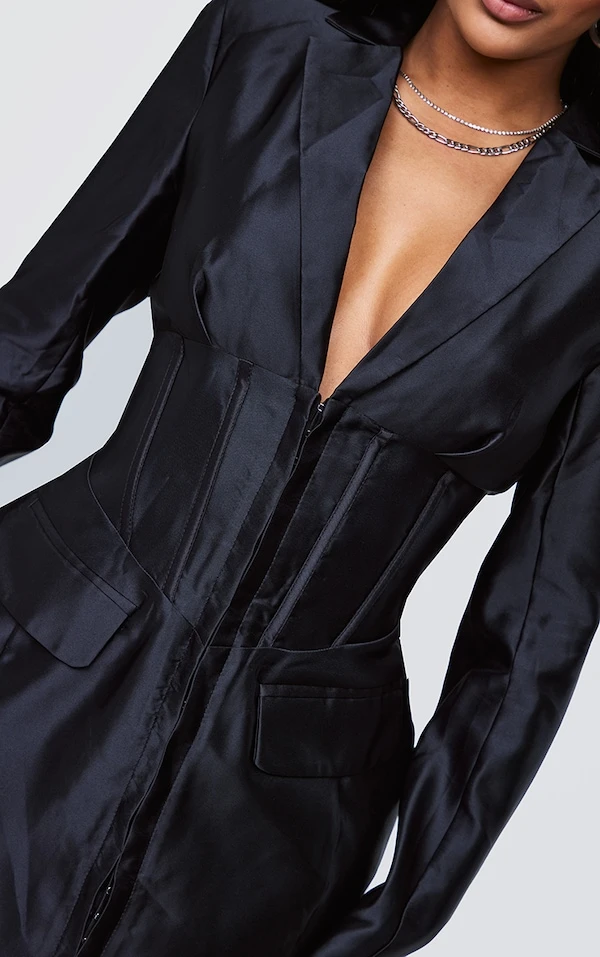 Shape Robe Blazer Satinée Noire Détail Corset 6 Shape Robe Blazer Satinée Noire Détail Corset – Image 4
