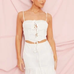 Robe Droite Volantée Blanche à Corset Lacé -Jolie Vêtue Soldes Magasin 2da22c9bb82c8545a021587aca693d899fa148c6 cnd2345 1