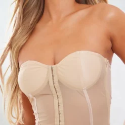 Robe Longue Bustier En Mesh Nude à Crochets Et Oeillets Détail Coutures -Jolie Vêtue Soldes Magasin 2da497d386baafe9804f7e8af306a1a297303cf7 cne2686 4
