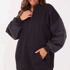 Robe Sweat Noire Oversize à Manches En Nylon Contrastantes