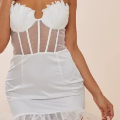 Robe Corset Moulante En Nylon Blanc à Bonnets Et Ourlet Volantés -Jolie Vêtue Soldes Magasin 3149182af15e9fb88ab575441fe4ae402335ebe3 cnc7823 4