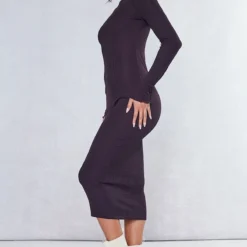 Robe Mi-longue Côtelée Chocolat à Manches Longues Et Ourlet Légèrement Volanté -Jolie Vêtue Soldes Magasin 322637d50a8bb09c14264b6cddfd0221f7f78504 cnb9640 3