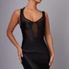 Robe Moulante Dos Nu Satinée Noire à Armatures Et Parties En Mesh