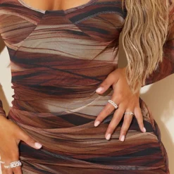 Shape Robe Moulante En Mesh Froncé Marron Imprimé Superposé à Dos Nu Et Anneau -Jolie Vêtue Soldes Magasin 3598b71ddd4bf64b7e42f9f4d6eb98c6e9db671c cmu8848 5