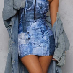 Petite Robe Moulante Bleue Imprimé Journal à Détail Corset -Jolie Vêtue Soldes Magasin 38400d87b60d6067d36e05e2d5584e8cf12dbd6b cnb9881 4