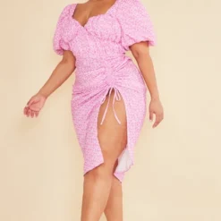Plus Robe Mi-longue Fendue Rose Vif Fleurie à Côtés Froncés Et Manches Bouffantes 9 Plus Robe Mi-longue Fendue Rose Vif Fleurie à Côtés Froncés Et Manches Bouffantes -Jolie Vêtue Soldes Magasin 3cf21ee4b5a261d87944c0dbba00130ed87c3c25 cnc5209 3