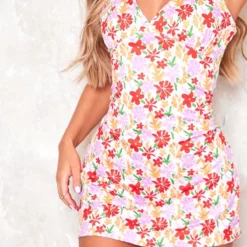 Robe Droite Multicolore Fleurie à Col Rond -Jolie Vêtue Soldes Magasin 3e31251029ea7cf3255280dc6f52c80e2523ec6e cne6463 4