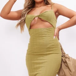 Robe Longue Côtelée Vert Olive Torsadée à Découpe -Jolie Vêtue Soldes Magasin 3e57681a4cf1b8cb89b67708e761453921bd8ade cnd5402 4