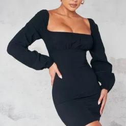 Robe Droite Noire Tissée à Buste Froncé Et Liens à Nouer Dans Le Dos 8 Robe Droite Noire Tissée à Buste Froncé Et Liens à Nouer Dans Le Dos -Jolie Vêtue Soldes Magasin 3e6683c8e35f5ab9aecf0b8c77887e5a7887745c cna6834 2