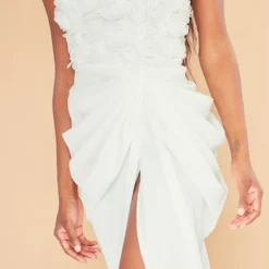 Robe Mi-longue Drapée Blanche à Détail Roses -Jolie Vêtue Soldes Magasin 422975e8418911350bbfab0b6f02d557be74cf1e cnd2021 4