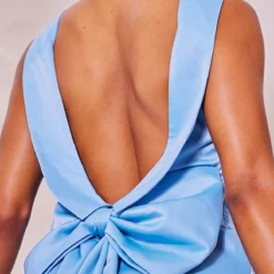 Robe Droite Satinée Bleue à Dos Nu Et Noeud -Jolie Vêtue Soldes Magasin 435fe8d79e5ca2c8ffbfb582962915e594fa1954 cne8493 4