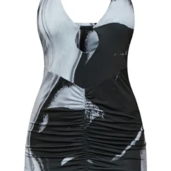 Robe Très Moulante Dos Nu Noire à Imprimé Fumée -Jolie Vêtue Soldes Magasin 43742d1960cd517fb284f0ce4051c7b7f3e9b433 cnd0406 5