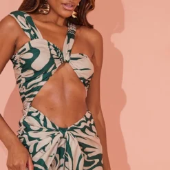 Robe Longue Asymétrique Vert Foncé Imprimé Abstrait à Découpes Et Dos Nu -Jolie Vêtue Soldes Magasin 444c02ea83c149b890bb463837ee1ca08a2a8f57 cmy6043 5